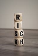 RISKHELL logo
